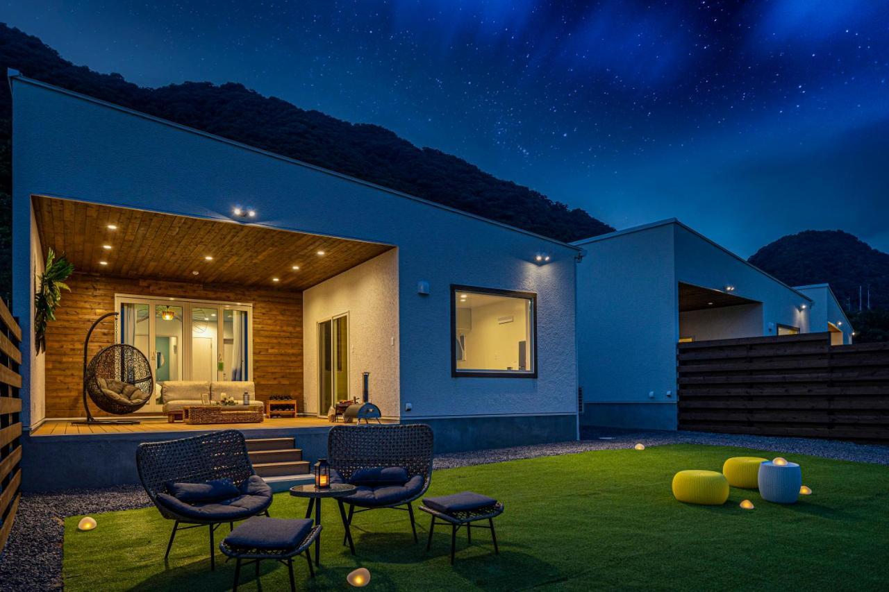 Lemon Farm Glamping Simanami Villa Onomicsi Kültér fotó